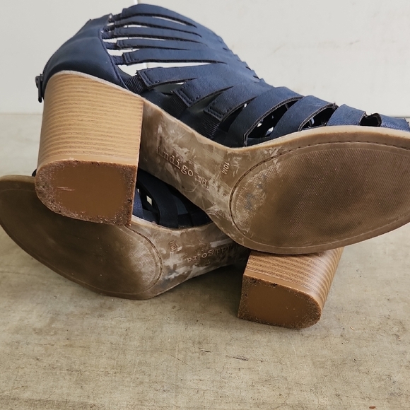 Indigo Rd Blue block Heeled Sandals with Faux Leather Cutout Design Womens 10 - Picture 7 of 8
